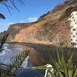 En Playa Chica, Gaviotas アパート
